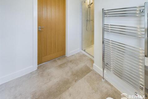 En-suite Shower Room (3).jpg