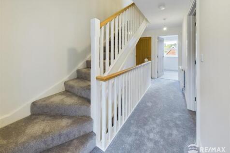 First Floor Landing.jpg