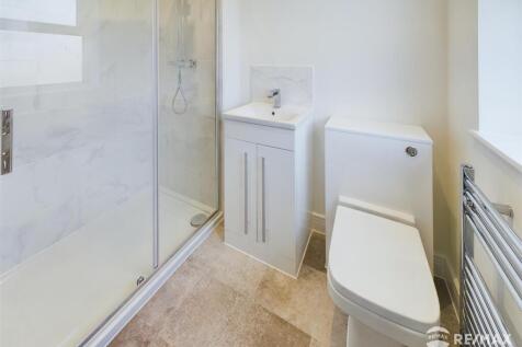 En-Suite Shower Room.jpg
