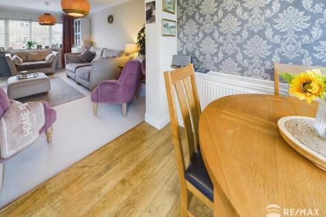 Dining Room.jpg