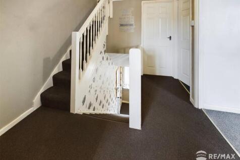 First Floor Landing.jpg