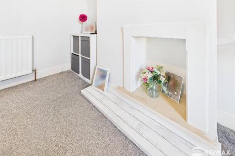 Bedroom fireplace.jpg