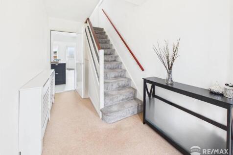 Entrance Hall.jpg