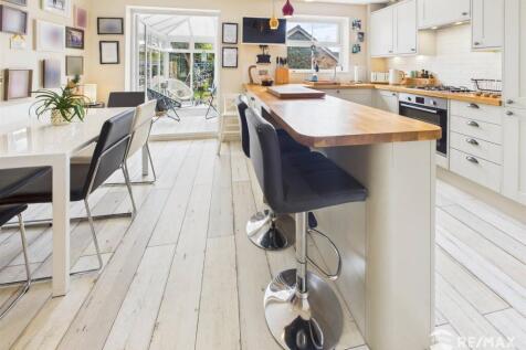 Kitchen Diner.jpg