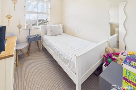 Bedroom 3.jpg