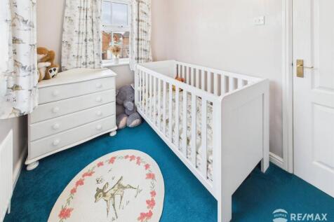 Bedroom 4.jpg
