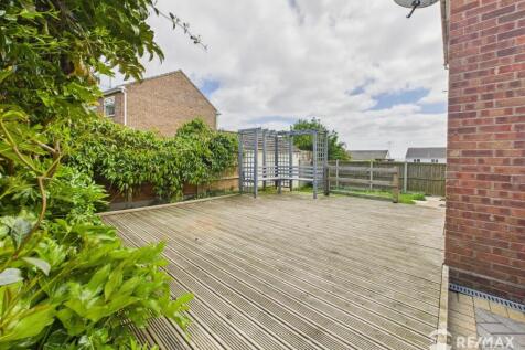 CAM02842G0-PR0212-STILL029.jpg