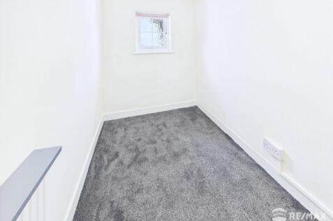 Bedroom 3.jpg