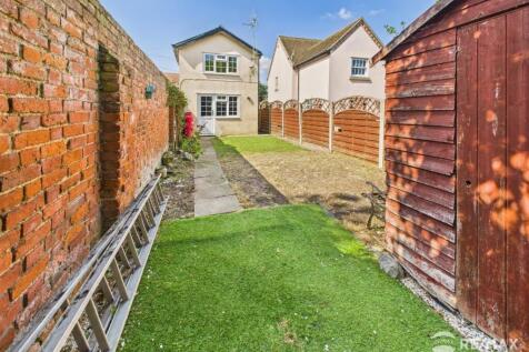 Garden Rear 2.jpg