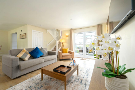 Living Area Details