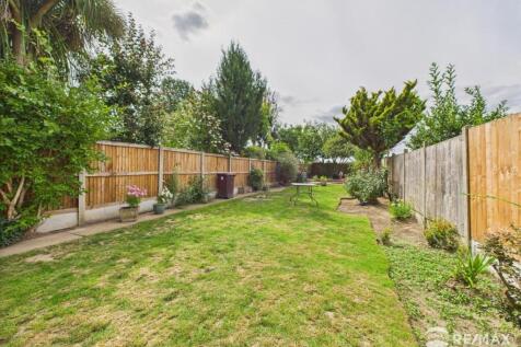 Rear Garden .jpg