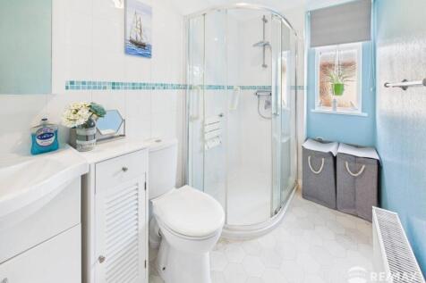 Shower Room.jpg