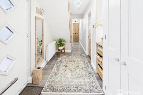 Entrance Hall.jpg