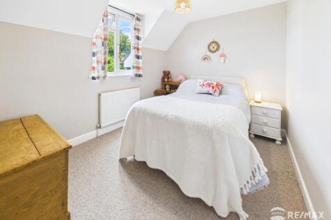Bedroom 3.jpg