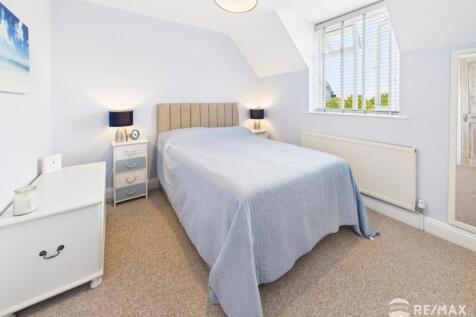 Bedroom 2.jpg