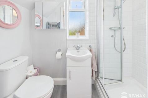 En-Suite Shower Room.jpg