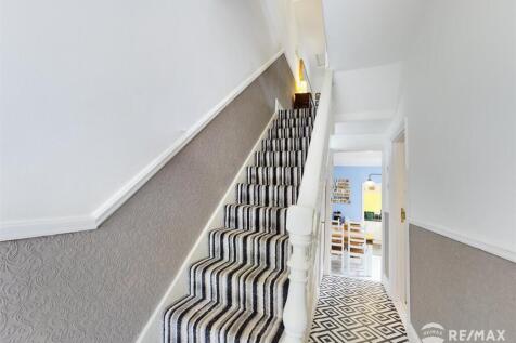 Entrance Hall (2).jpg