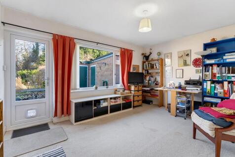 Bedroom / Reception Room