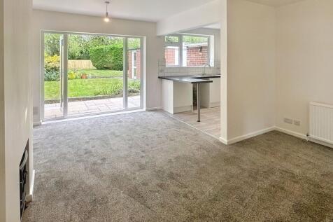 Sitting / Dining Room