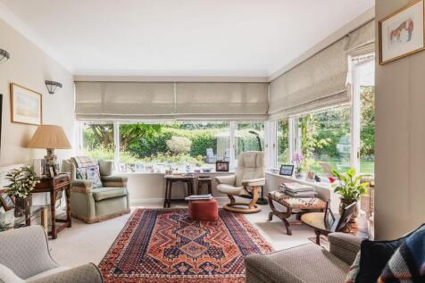 Dining / Living Area