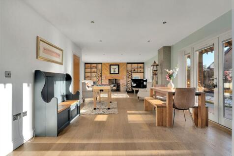 Lounge / Diner