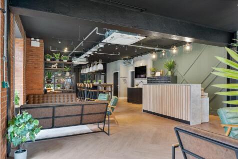 Communal entrance and co-working spaces