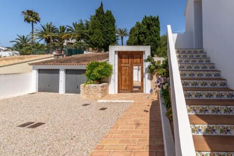 Property Image 38