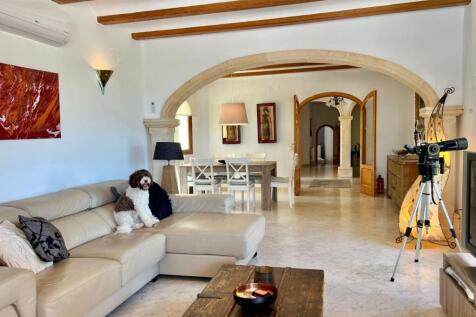 Property Image 5