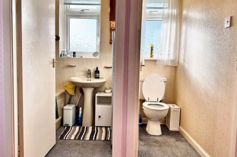 Bathroom &amp; Toilet