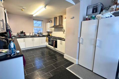 Communal Kitchen