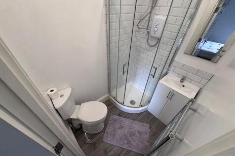 En-Suite 4