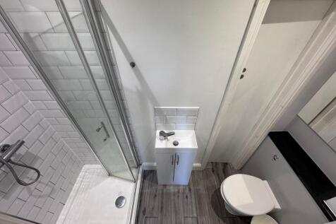 En-Suite 1