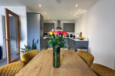 Diner/Kitchen