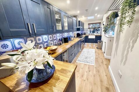 Kitchen / Diner