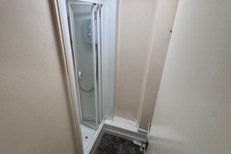 Communal Shower 1