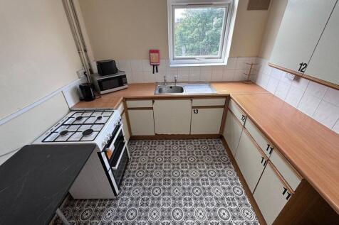 Communal Kitchen 3