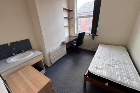 Bedroom 13