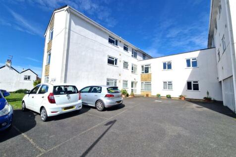 Building Exterior / Parking