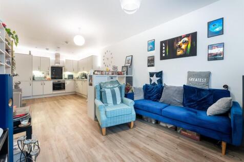 Open Plan Living/Kitchen