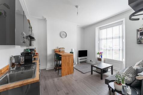 Open Plan Kitchen/Living
