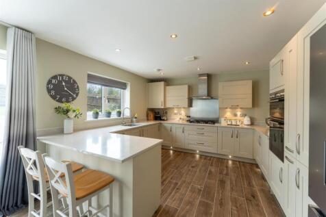 Kitchen/Dining/Family