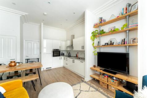 Open Plan Kitchen/Living