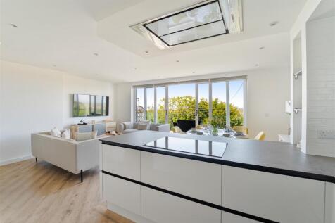 Open Plan Kitchen/Living
