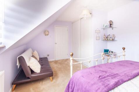 5 Rochester Close 27.jpg