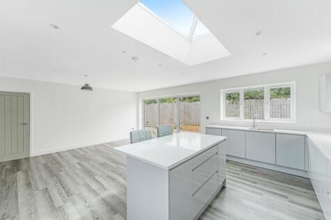 Kitchen/Diner/Family