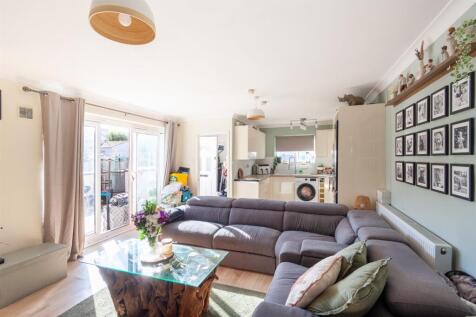 Open Plan Living/Kitchen