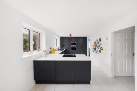 Kitchen/Dining/Family