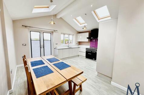 Open Plan Kitchen Diner