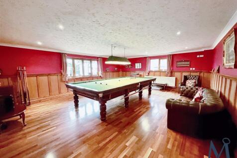 Snooker Room