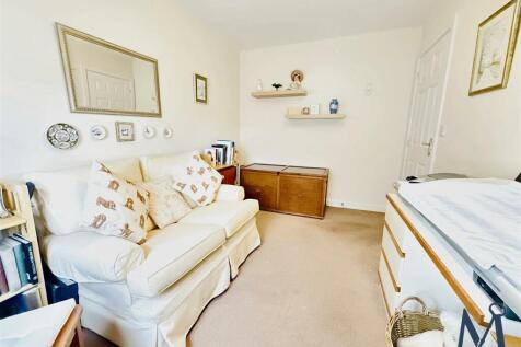 Besdroom 2